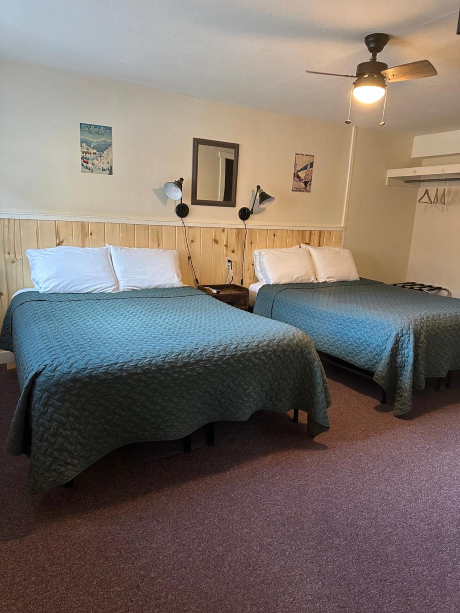 Deer Lodge Red River Rom bilde