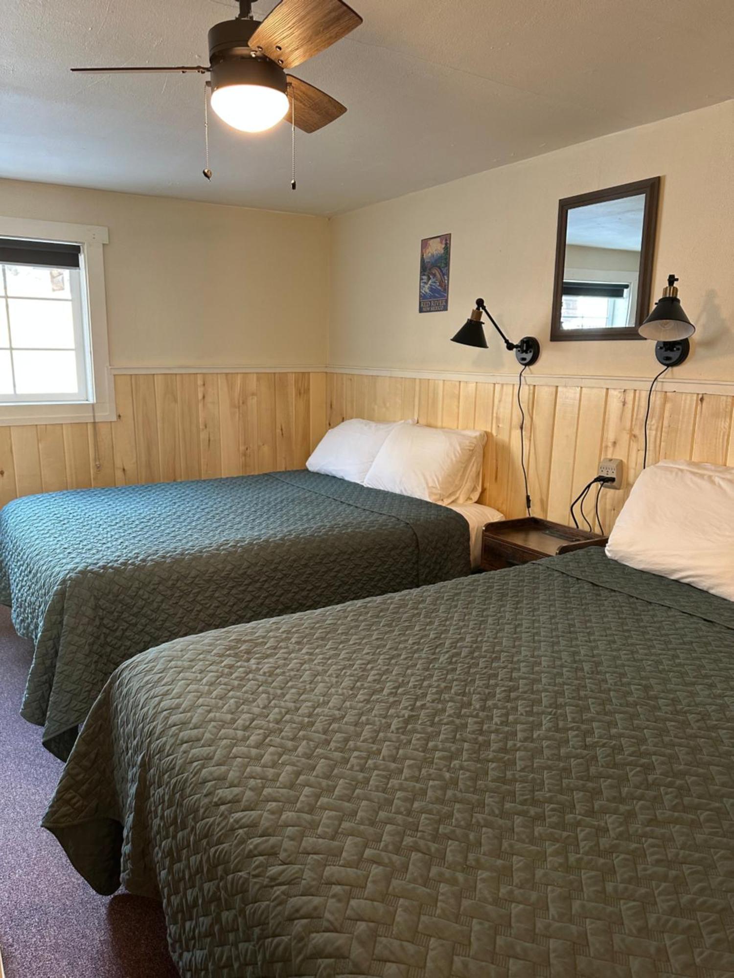 Deer Lodge Red River Rom bilde